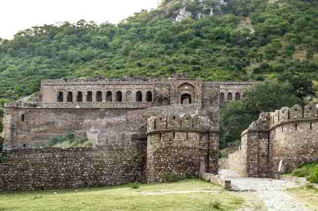 bhangarh fort